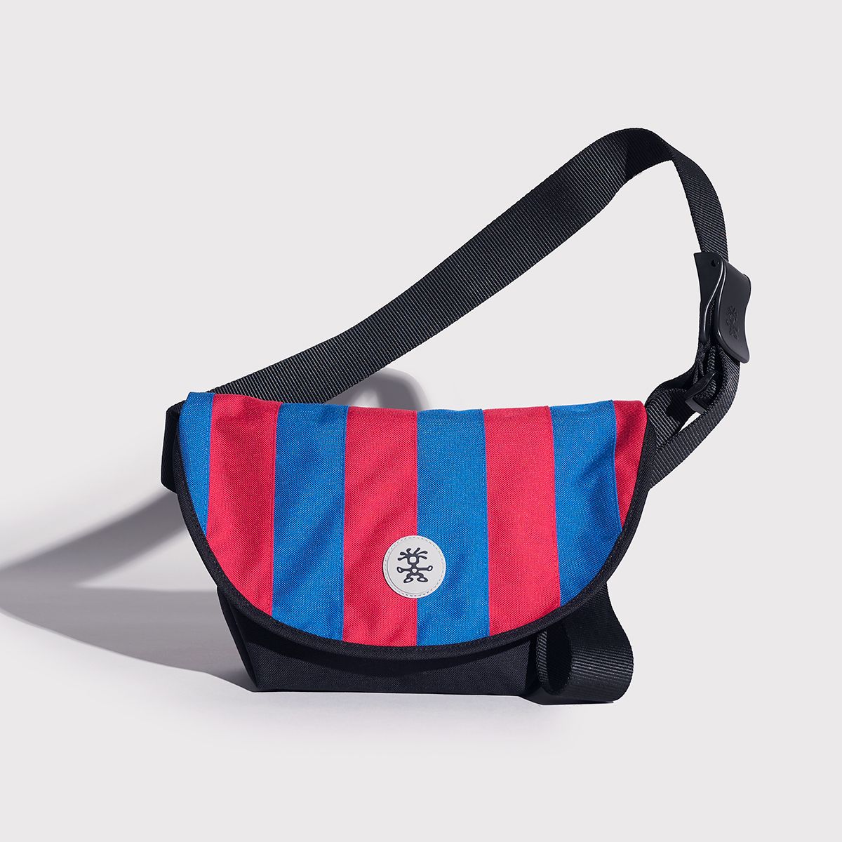 Crumpler satchel bag on sale